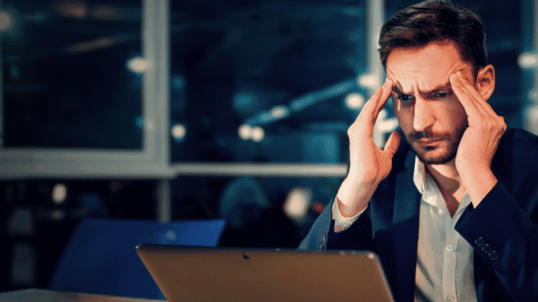 O CEO Invisível: Por que sua empresa some quando você não aparece